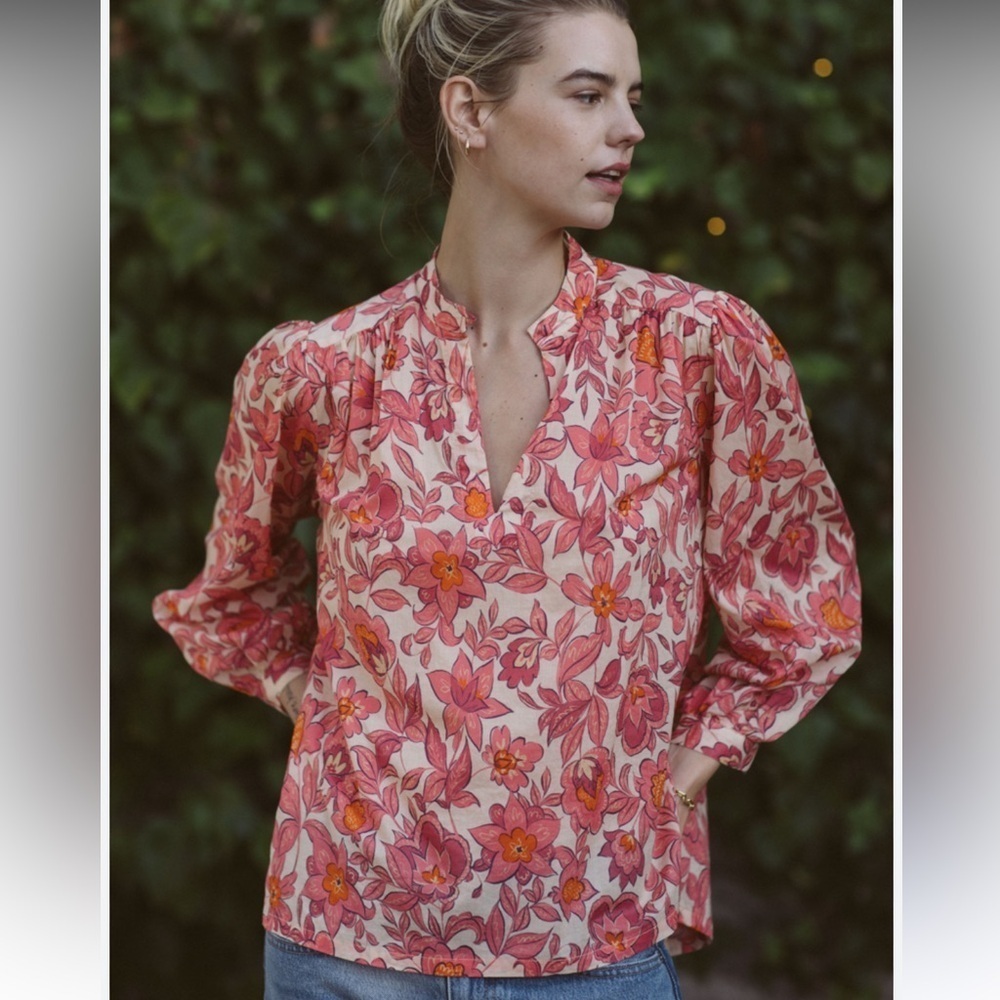 Trovata Bailey Blouse in Tea Rose. Size M - Picture 2 of 9